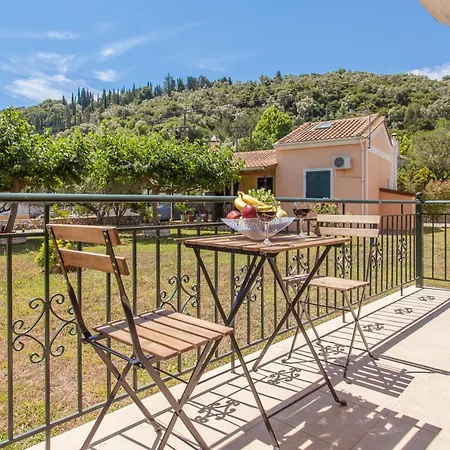 Cozy In City's Suburbs Lefkada City